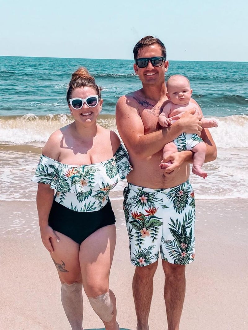 IFFEI Mommy and Me Swimsuits One Piece Family Matching Bathing Suits Monokini Swimwear 2#Green Men: Large - Image 2